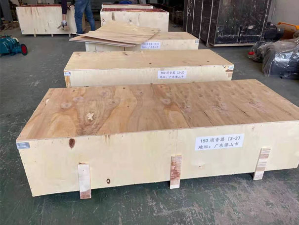 開工啦！發(fā)往佛山XQSSR150羅茨鼓風機 30KW4臺(圖2)